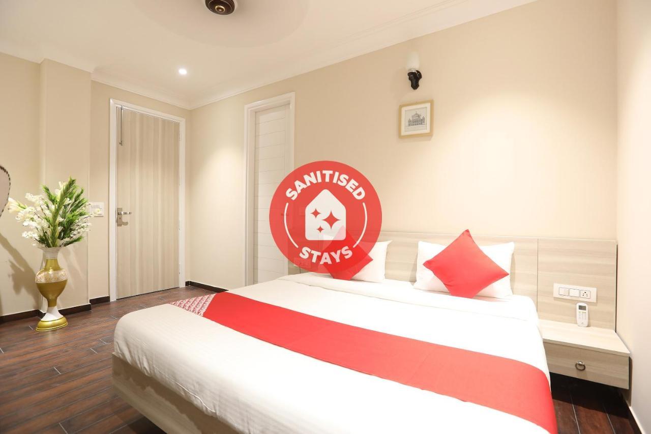 Hotel Oyo 43009 The Palm Green Indraprastha Esterno foto